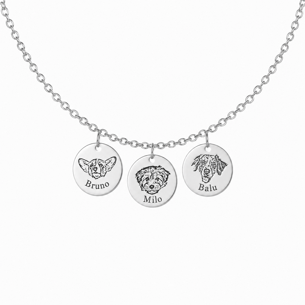 Silberne Kette mit drei gravierten Hundeporträts